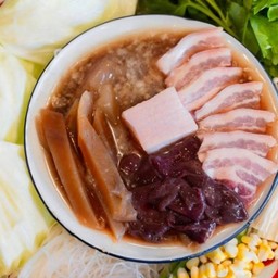 ชุดจัมโบ้