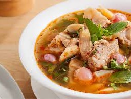 ต้มแซ่บหมู