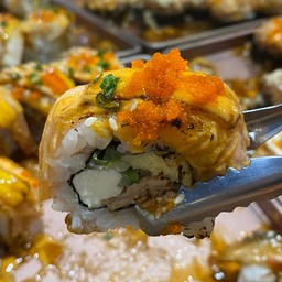 โรลแซลมอนเผาครีมชีส (สไปซี่&เทอริยากิ)