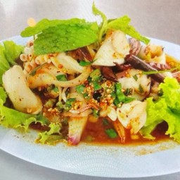 ลาบปลาหมึก