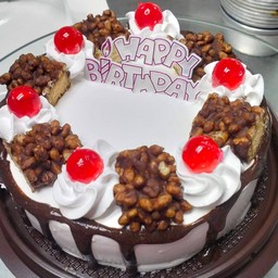 เค้กวันเกิดวนิลานมสด 1 ปอนด์