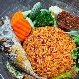ข้าวคลุกน้ำพริกตาแดง - แมงดา
