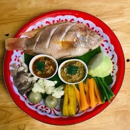 ปลาทับทิมนึ่งแจ่วใช้เวลาทำ 20 นาที่ครับ