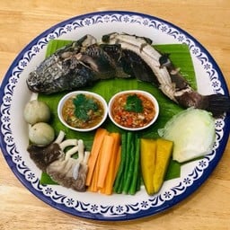 ปลาช่อนนึ่งแจ่วใช้เวลาทำ 20 นาที่ครับ