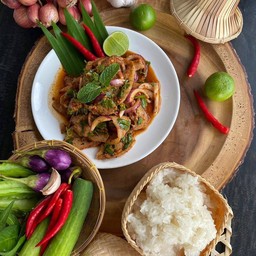 หมูน้ำตก