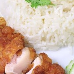 ไก่ทอดโปะข้าว