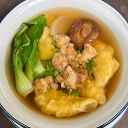 เกี๊ยวกุ้งน้ำซุปใส