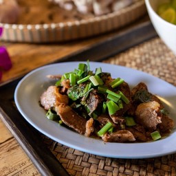 น้ำตกเนื้อ