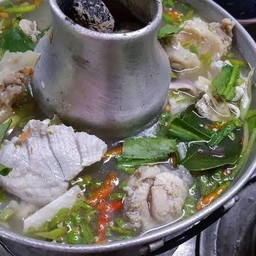 ต้มยำปลากระพง(หม้อ)