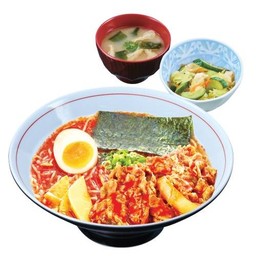 หมาล่าราเมนเนื้อสุคิยะ และชุดสุดคุ้ม