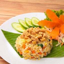 ข้าวผัดข้าวหอมมะลิ 100%