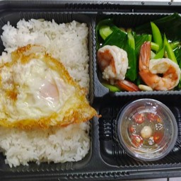 คะน้ากุ้งไข่ดาว