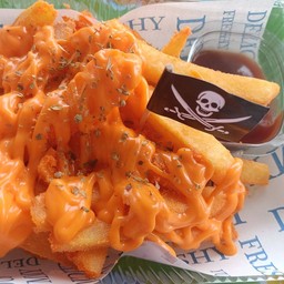 เฟรนช์ฟรายส์ราดชีส