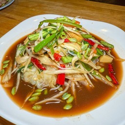 ตำมั่วหอย