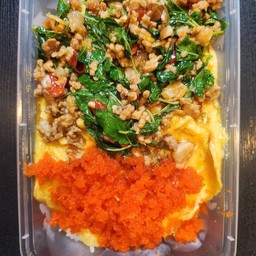 ไข่ข้นกะเพราหมูสับ+ไข่กุ้ง