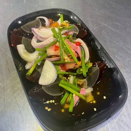 ยำไข่เยียวม้า
