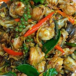 กบผัดเผ็ด