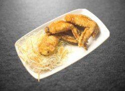 FRIED CHICKEN WINGS-3/ปีกไก่เทบะซากิ 3 ชิ้น