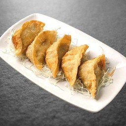 FRIED GYOZA/เกี๊ยวซ่าทอด