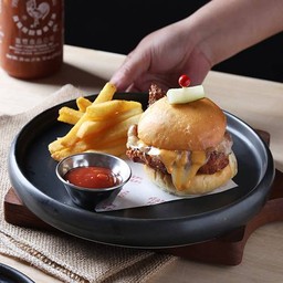 Burger Sriracha