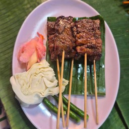 เนื้อเผ็ดไม้ละ
