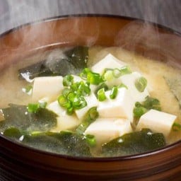 ซุปมิโซะสาหร่าย+เต้าหู้อ่อน