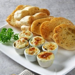 หอยลายอบเนยกระเทียม