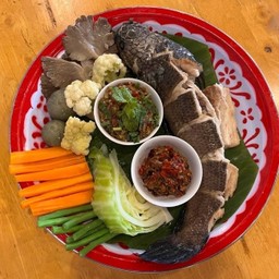 ชุดปลาช่อนนึ่ง+แจ่วมะเขือ+แจ่วพริกสด.