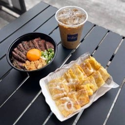 ชาลีอา ข้าวหน้าเนื้อไข่ดอง x โรตี ชา กาแฟสด หนองสาหร่าย