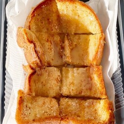 ปังปิ้งเนย+นมข้น+น้ำตาล