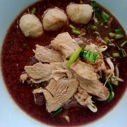 ก๋วยเตี๋ยวแชมป์หน้าทวีกิจ
