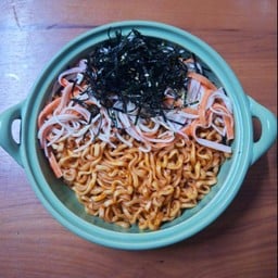 มาม่าเผ็ดเกาหลีซัมยัง+ปูอัด