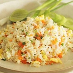 ข้าวผัดหมู