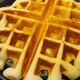 โครตเฮงวาฟเฟิล สูตรโยเกิร์ต แป้งนุ่ม หอม ฟู-ขนมหวานน้ำชง