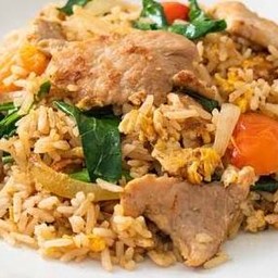 ข้าวผัดหมู