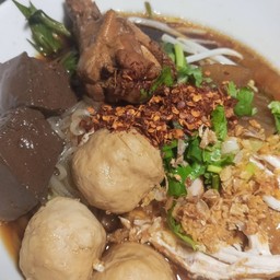 เกาเหลาไก่ตุ๋น