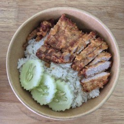 ครัวลุงฤทธิ์ กระเพรา+ข้าวหมูทอด (รสเสวย)เอกชัย1