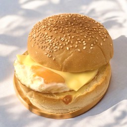 Egg Cheese BUN