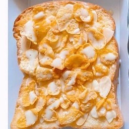 [อร่อยซ่ากับโค้ก] ปังปิ้งเนย+อัลมอนด์+คอนเฟลก +  โค้ก ออริจินัล (กระป๋อง) 