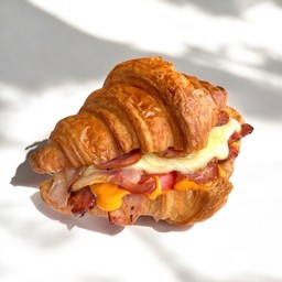 DEVIL Bacon Croissant