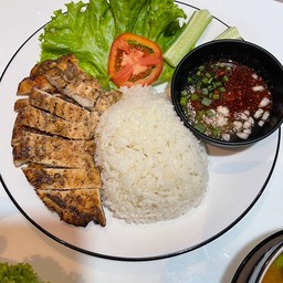 ข้าวอกไก่จิ้มแจ่ว