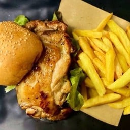 เบอร์เกอร์ไก่พริกไทยดำ