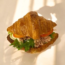 Tuna Classic Croissant