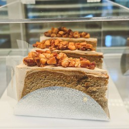 Cappuccino Japanese Cake