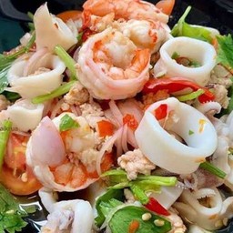 ยำรวมมิตรทะเล