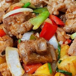 เปรี้ยวหวานซี่โครงหมู