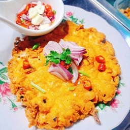 ข้าวไข่เจียวปลาเค็ม