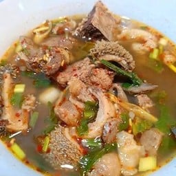 ต้มแซ่บเครื่องในหมูรวม