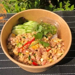 ข้าวแหนมผัดไข่