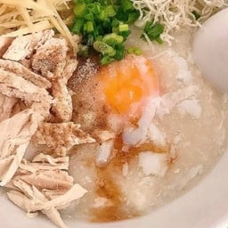 โจ๊กไก่ไข่ลวก